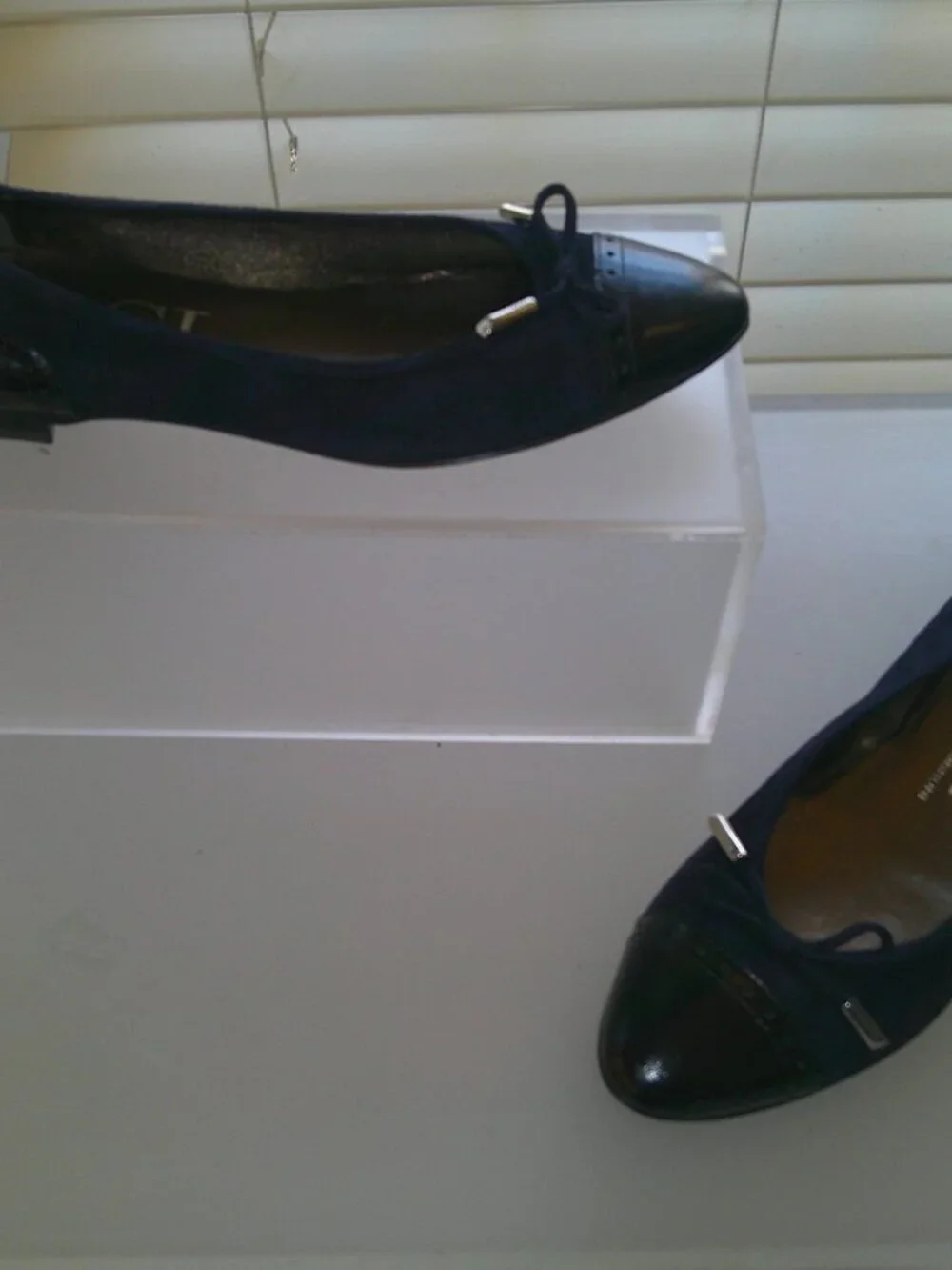 AGL Cap Toe Ballet Flats 39.5 (US 9.5) Navy Suede Leather Bow Italy Minimalist